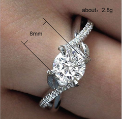 Elegant Diamond Commuter Ring