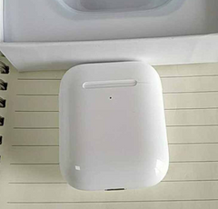 i80 Freedom Sound Wireless Earbuds